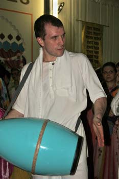 Gaurapurnima_94